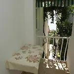 Апартаменты Robinson Ficus *